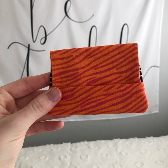 ZEBRA Wallet 4/$13 - Picture 7 of 7